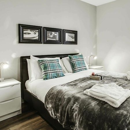 Approved Serviced Apartments Gorse Hill Manchester Eksteriør bilde
